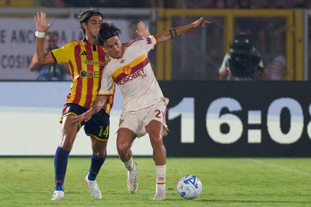 SOCCER - Serie A - US Lecce vs. AS Roma Photo by IPA ABACAPRESS.COM87980936 - Paulo Dybala of AS Roma in action against Youssef Maleh of US Lecce during the US Lecce vs. AS Roma Italian Serie A soccer match in Lecce, Italy, on August 31, 2026 Lecce Italy  Copyright: xIPAxSport ABACAx