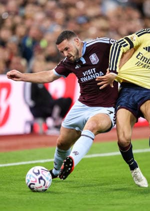 Aston Villa v Arsenal 31 August 2026, Aston - Premier League Football - Aston Villa v Arsenal - John McGinn of Aston Villa and Christos Tzolis of Arsenal - Photo: Charlotte Wilson Offside. Aston UK Copyright: xCharlottexWilsonx xOffsidexOffside