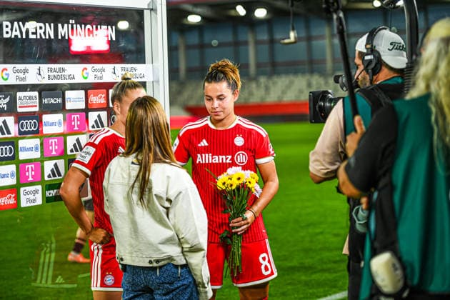 31.08.2026, München, Deutschland. Google Pixel Frauen-Bundesliga: FC Bayern München Frauen gegen 1. FSV Mainz 05 Frauen am FC Bayern Campus. Erstes Heimspiel des FC Bayern München in der Saison 2026 27. Lena Oberdorf (FC Bayern Frauen) *** August 31, 2026, Munich, Germany Google Pixel Women s Bundesliga: FC Bayern Munich Women vs. 1. FSV Mainz 05 Women at the FC Bayern Campus FC Bayern Munich s first home game of the 2026–27 season Lena Oberdorf FC Bayern Women