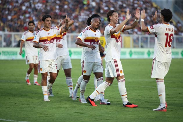 SOCCER - Serie A - US Lecce vs. AS Roma Photo by IPA ABACAPRESS.COM87981044 - August 31, 2026 Lecce vs. Roma (Serie A) Sports; Soccer; Matchday 2 In the photo: Celebration (Photo by Gino Mancini) Lecce Italy  Copyright: xIPAxSport ABACAx