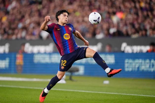 FC Barcelona, Barca v Rayo Vallecano de Madrid - LaLiga EA Sports 2026 27 Xavi Espart right-back of Barcelona and Spain controls the ball during the LaLiga EA Sports 2026 27 match between FC Barcelona and Rayo Vallecano de Madrid at Spotify Camp Nou on August 31, 2026 in Barcelona, Spain. Barcelona Spain  Copyright: xJosexBretonx originalFilename:bretonhernandez-fcbarcel260831_npo9t.jpg