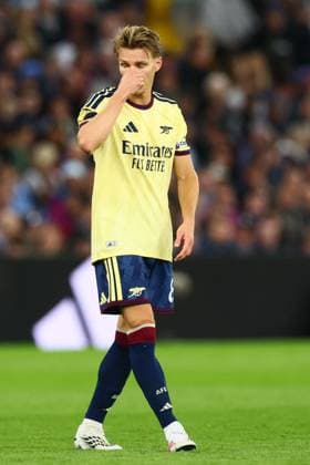 Martin Odegaard of Arsenal looks dejected during the game Aston Villa v Arsenal, Premier League Football, Football, Villa Park, Birmingham, UK - 31 Aug 2026Birmingham Villa Park United Kingdom EDITORIAL USE ONLY No use with unauthorised audio, video, data, fixture lists, club league logos or live services. Online in-match use limited to 120 images, no video emulation. No use in betting, games or single club league player publications. Copyright: xPaulxCurrie Shutterstockx 17126356ab