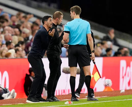 Birmingham, England, 31st August 2026. Mikel Arteta manager of Arsenal complains after VAR correctly overturned a penalty during the Aston Villa vs Arsenal Premier League match at Villa Park, Birmingham. Picture credit should read: Andrew Yates Sportimage EDITORIAL USE ONLY. No use with unauthorised audio, video, data, fixture lists, club league logos or live services. Online in-match use limited to 120 images, no video emulation. No use in betting, games or single club league player publications. SPI_041_AY_Villa_Arsenal SPI-4946-0041