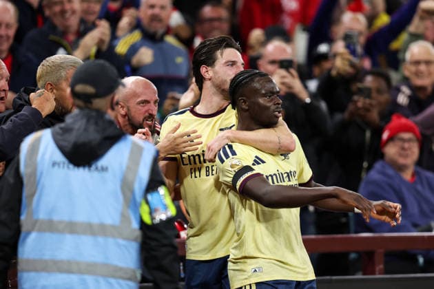 Aston Villa v Arsenal 31 August 2026, Aston - Premier League Football - Aston Villa v Arsenal - Bukayo Saka of Arsenal celebrates their first goal with Declan Rice of Arsenal - Photo: Charlotte Wilson Offside. Aston UK Copyright: xCharlottexWilsonx xOffsidexOffside