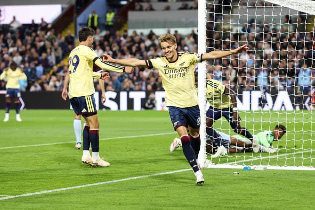 Aston Villa v Arsenal 31 August 2026, Aston - Premier League Football - Aston Villa v Arsenal - Martin Odegaard of Arsenal celebrates their first goal scored by Bukayo Saka of Arsenal - Photo: Charlotte Wilson Offside. Aston UK Copyright: xCharlottexWilsonx xOffsidexOffside