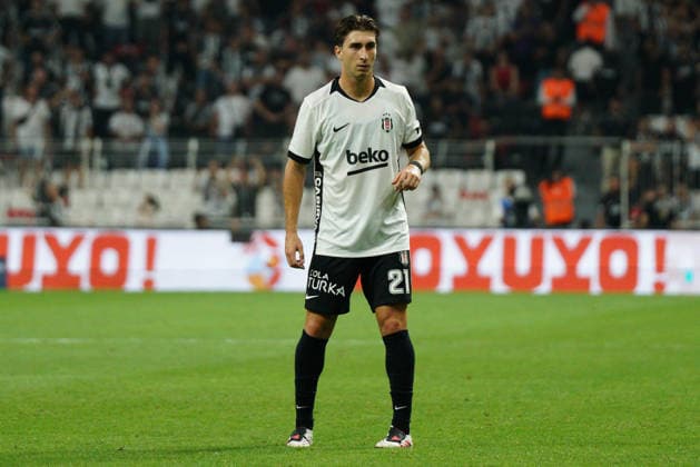 August 31, 2026, Besiktas, Istanbul, Turkey: Fabio Miretti (C) of Besiktas looks on during the Turkish Super League 2026 27 match between Besiktas vs Corum at Besiktas Park in Istanbul, Turkey, on August 31, 2026. Turkish Super League 2026 27 - Besiktas Vs Corum  - ZUMAu194 20260831_zip_u194_035 Copyright: xTolgaxUluturkx