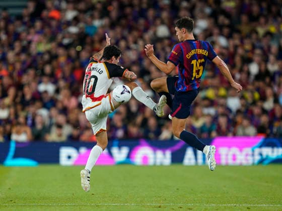 ESP: FC Barcelona, Barca - Rayo Vallecano. La Liga EA Sports. Matchday 3. Andreas Christensen of FC Barcelona and Sergio Camello of Rayo Vallecano during the La Liga EA Sports match between FC Barcelona and Rayo Vallecano played at Spotify Camp Nou Stadium on 31 Aug 2026 in Barcelona, Spain. kpng Copyright: xSergioxRuizx xPRESSINPHOTOx PS_2627_BAR_RAY_045
