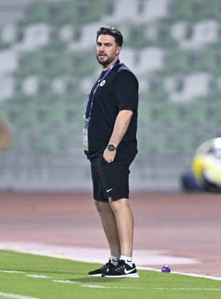 Saudi Arabia V Hong Kong, China - AFC U20 Asian Cup China 2027 Qualifiers Darren James Arnott, head coach of Hong Kong, China reacts during the AFC U20 Asian Cup China 2027 Qualifiers match between Saudi Arabia V Hong Kong, China at Hamad Bin Khalifa Stadium in Doha, Qatar, on August 31, 2026. DOHA Qatar Copyright: xNOUSHADx