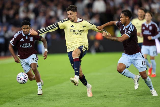 Aston Villa v Arsenal 31 August 2026, Aston - Premier League Football - Aston Villa v Arsenal - L-R Ian Maatsen of Aston Villa, Kai Havertz of Arsenal and Boubacar Kamara of Aston Villa - Photo: Charlotte Wilson Offside. Aston UK Copyright: xCharlottexWilsonx xOffsidexOffside