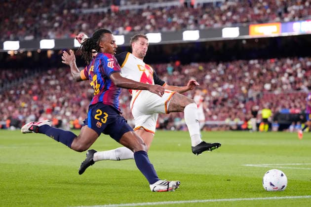 FC Barcelona, Barca v Rayo Vallecano de Madrid - LaLiga EA Sports 2026 27 Jules Kounde centre-back of Barcelona and France and Florian Lejeune centre-back of Rayo Vallecano and France compete for the ball during the LaLiga EA Sports 2026 27 match between FC Barcelona and Rayo Vallecano de Madrid at Spotify Camp Nou on August 31, 2026 in Barcelona, Spain. Barcelona Spain  Copyright: xJosexBretonx originalFilename:bretonhernandez-fcbarcel260831_npBnc.jpg