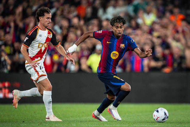 August 31, 2026, Barcelona, Spain, Spain: Adria PEDROSA of Rayo Vallecano and Lamine YAMAL of Barcelona during the LaLiga match between FC Barcelona, Barca and Rayo Vallecano de Madrid at Spotify Camp Nou Stadium on August 31, 2026 in Barcelona, Spain. FC Barcelona V Rayo Vallecano De Madrid - LaLiga  - ZUMAm308 20260831_zsp_m308_002 Copyright: xMatthieuxMirvillex