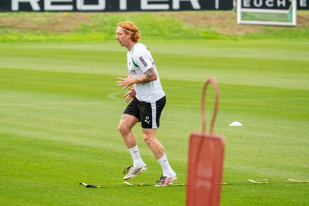 Yukhym Konoplia (Borussia Moenchengladbach, 22) im Aufbautraining. Oeffentliches Training Borussia Moenchengladbach, Fussball, Bundesliga, Saison 2026 2027, 01.09.2026 oeffentliches Training Borussia Moenchengladbach, Fussball, Bundesliga, Saison 2026 2027, 01.09.2026 Moenchengladbach *** Yukhym Konoplia, Borussia Mönchengladbach, 22, in rehabilitation training; Borussia Mönchengladbach public training session, soccer, Bundesliga, 2026–2027 season, September 1, 2026, public training session for Borussia Mönchengladbach, soccer, Bundesliga, 2026–2027 season, September 1, 2026, Mönchengladbach Copyright: xEibner-Pressefoto ThomasxHaeslerx EP_THR