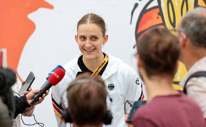 Leonie Fiebich im Interview Aktion Oberkörper Training zur Vorbereitung auf die Weltmeisterschaft WM Basketball DBB Nationalmannschaft Frauen Saison 2026 2027 01.09.2026 Deutschland GER