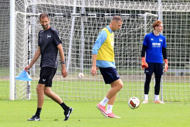 01.09.2026, DEU GER, Fussball , 2.Fussballbundesliga, Saison 2026 2027, Sportforum, Hertha BSC, Training Gustaf Nilsson ( Hertha BSC Berlin 9 ), Co-Trainer Andre Mijatovic ( Hertha BSC Berlin ) 2. Liga: DFB DFL regulations prohibit any use of photographs as image sequences and or quasi-video) Berlin Sportforum Berlin Deutschland *** September 1, 2026, Germany, Soccer, 2. Bundesliga, 2026–2027 Season, Sportforum, Hertha BSC, Training: Gustaf Nilsson, Hertha BSC Berlin 9; Assistant Coach: Andre Mijatovic, Hertha BSC Berlin 2. DFB and DFL regulations prohibit any use of photographs as image sequences and or quasi-video. Berlin Sportforum, Berlin, Germany Copyright: xNordphotox xEnglerx