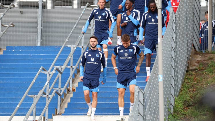 01.09.2026, xrekx, Fussball 1.Bundesliga, Hamburger SV - Training v.l. Fabio Vieira (Hamburger SV) Hamburg *** September 1, 2026, xrekx, Soccer, Bundesliga 1, Hamburger SV Training: Fabio Vieira, Hamburger SV, Hamburg