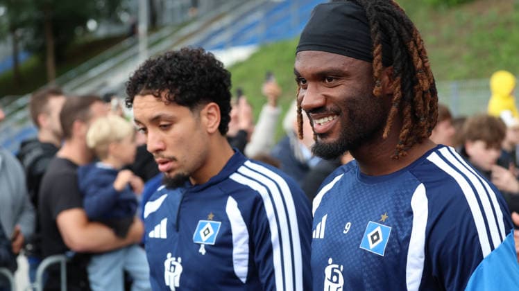 01.09.2026, xrekx, Fussball 1.Bundesliga, Hamburger SV - Training v.l. Terem Moffi (Hamburger SV) Hamburg *** September 1, 2026, xrekx, Soccer, Bundesliga 1, Hamburger SV Training: Terem Moffi, Hamburger SV, Hamburg