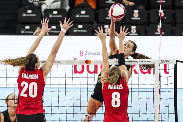 Belgium v Germany - CEV EuroVolley 2026 ISTANBUL, TURKIYE - SEPTEMBER 01: Lara Nagels (8) of Belgium in action against Leana Grozer (R) of Germany during the 2026 CEV Women s European Volleyball Championship Round of 16 match at the Sinan Erdem Dome in Istanbul, Turkiye, on September 01, 2026. Agit Erdi Ulukaya Anadolu Istanbul Turkey. Editorial use only. Please get in touch for any other usage.  Copyright: x2026xAnadoluxAgitxErdixUlukayax