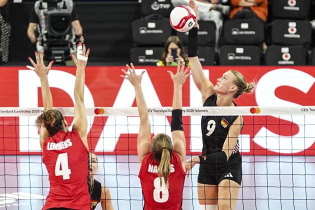 Belgium v Germany - CEV EuroVolley 2026 ISTANBUL, TURKIYE - SEPTEMBER 01: Lara Nagels (8) of Belgium in action against Lina Alsmeier (9) of Germany during the 2026 CEV Women s European Volleyball Championship Round of 16 match between Belgium and Germany at the Sinan Erdem Dome in Istanbul, Turkiye, on September 01, 2026. Agit Erdi Ulukaya Anadolu Istanbul Turkey. Editorial use only. Please get in touch for any other usage.  Copyright: x2026xAnadoluxAgitxErdixUlukayax