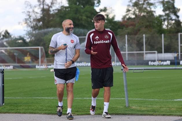 01.09.2026 - Fussball - 2. Fussball - Bundesliga - Saison 2026 2027 - 1. FC Nürnberg Nuernberg FCN ( Club ) - Training - Sportfoto Zink DoGe - xdoxgex - Javier Pinola (Co-Trainer 1. FC Nürnberg FCN ) Javier Fernandez (8, 1. FC Nürnberg FCN ) *** September 1, 2026 Soccer 2 German Bundesliga 2026–2027 Season 1 FC Nuremberg Nuremberg FCN Club Training Sports Photo Zink DoGe xdoxgex Javier Pinola Assistant Coach 1 FC Nuremberg FCN Javier Fernandez 8, 1 FC Nuremberg FCN