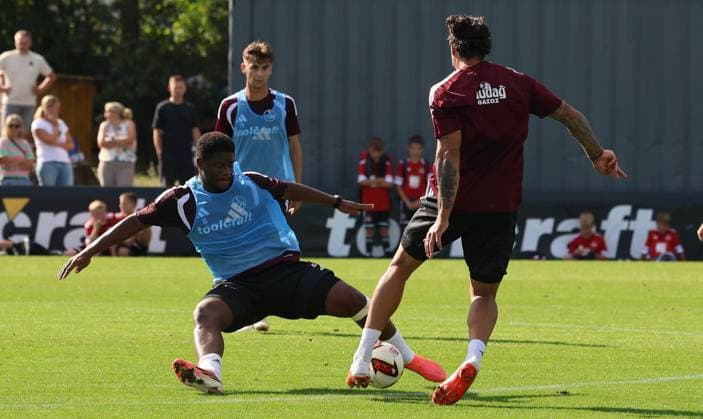 01.09.2026 - Fussball - 2. Fussball - Bundesliga - Saison 2026 2027 - 1. FC Nürnberg Nuernberg FCN ( Club ) - Training - Sportfoto Zink DoGe - xdoxgex - Mikayil Faye (15, 1. FC Nürnberg FCN ) Adriano Grimaldi (39, 1. FC Nürnberg FCN ) *** September 1, 2026 Soccer 2 Bundesliga 2026–2027 Season 1 FC Nürnberg Nuremberg FCN Club Training Sports Photo Zink DoGe xdoxgex Mikayil Faye 15, 1 FC Nuremberg FCN Adriano Grimaldi 39, 1 FC Nuremberg FCN