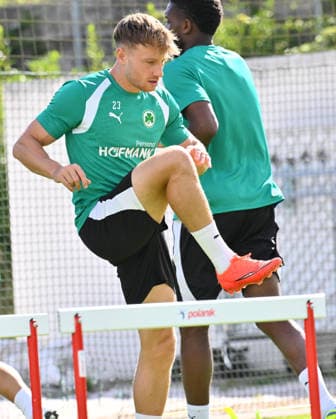 01.09.2026 - Fussball - 2. Bundesliga - Saison 2026 2027 - SpVgg Greuther Fürth Fuerth ( Kleeblatt ) - Training - - xwoxzix - Jannik Dehm ( 23, SpVgg Greuther Fürth ) *** September 1, 2026 Soccer 2. Bundesliga 2026–2027 Season SpVgg Greuther Fürth (Füirth Kleeblatt) Practice xwoxzix Jannik Dehm, 23, SpVgg Greuther Fürth
