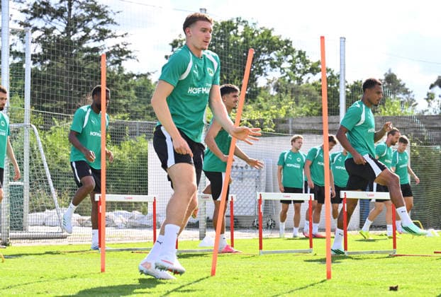 01.09.2026 - Fussball - 2. Bundesliga - Saison 2026 2027 - SpVgg Greuther Fürth Fuerth ( Kleeblatt ) - Training - - xwoxzix - Elias Benkara (4, SpVgg Greuther Fürth ) *** September 1, 2026 Soccer 2. Bundesliga 2026–2027 Season SpVgg Greuther Fürth Fürth Kleeblatt Training xwoxzix Elias Benkara 4, SpVgg Greuther Fürth