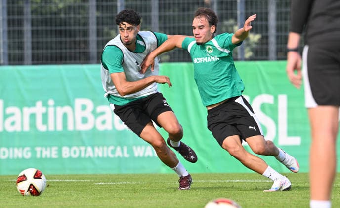 01.09.2026 - Fussball - 2. Bundesliga - Saison 2026 2027 - SpVgg Greuther Fürth Fuerth ( Kleeblatt ) - Training - - xwoxzix - Omar Megeed (18, SpVgg Greuther Fürth ) Olgherto Balliu (45, SpVgg Greuther Fürth ) *** September 1, 2026 Soccer 2. Bundesliga 2026–2027 Season SpVgg Greuther Fürth Fürth Kleeblatt Training xwoxzix Omar Megeed 18, SpVgg Greuther Fürth Olgherto Balliu 45, SpVgg Greuther Fürth