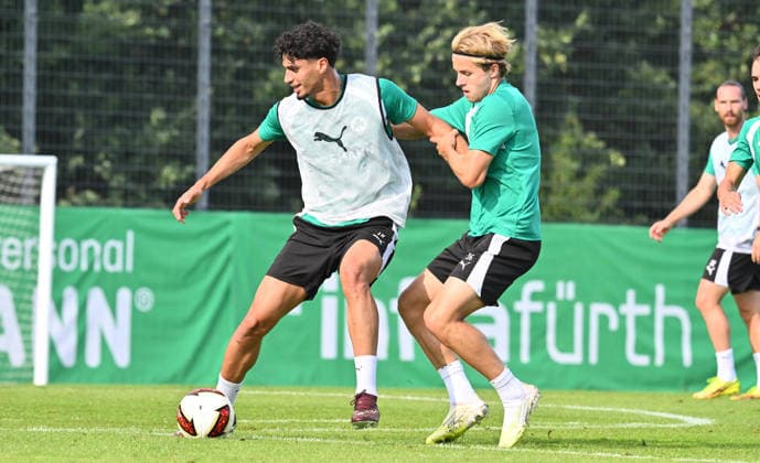 01.09.2026 - Fussball - 2. Bundesliga - Saison 2026 2027 - SpVgg Greuther Fürth Fuerth ( Kleeblatt ) - Training - - xwoxzix - Omar Megeed (18, SpVgg Greuther Fürth ) Philipp Müller (36, SpVgg Greuther Fürth ) *** September 1, 2026 Soccer 2. Bundesliga 2026–2027 Season SpVgg Greuther Fürth Fürth Kleeblatt Practice xwoxzix Omar Megeed 18, SpVgg Greuther Fürth Philipp Müller 36, SpVgg Greuther Fürth