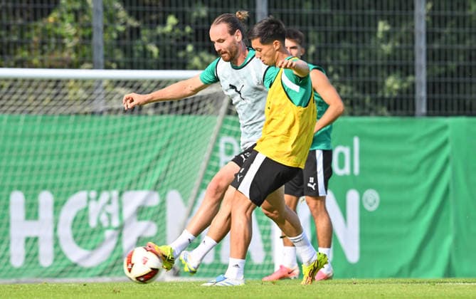 01.09.2026 - Fussball - 2. Bundesliga - Saison 2026 2027 - SpVgg Greuther Fürth Fuerth ( Kleeblatt ) - Training - - xwoxzix - Jannis Heuer (22, SpVgg Greuther Fürth ) Shinta Appelkamp (8, SpVgg Greuther Fürth ) *** September 1, 2026 Soccer 2. Bundesliga 2026–2027 Season SpVgg Greuther Fürth (Füroth Kleeblatt) Training xwoxzix Jannis Heuer 22, SpVgg Greuther Fürth Shinta Appelkamp 8, SpVgg Greuther Fürth
