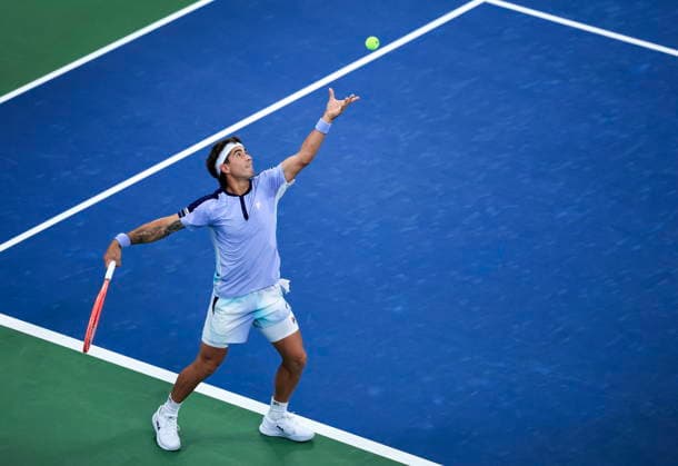 US Open tennis tournament - Day 3 Francisco Comesana of Argentina in action against Flavio Cobolli of Italy during the men s singles first round of the US Open Tennis Championships at the USTA Billie Jean King National Tennis Center in Flushing Meadows, New York, USA, 01 September 2026. The 2026 US Open tournament runs from 23 August through 13 September. FLUSHING MEADOWS NEW YORK United States  Copyright: xCRISTOBALxHERRERA-ULASHKEVICHx