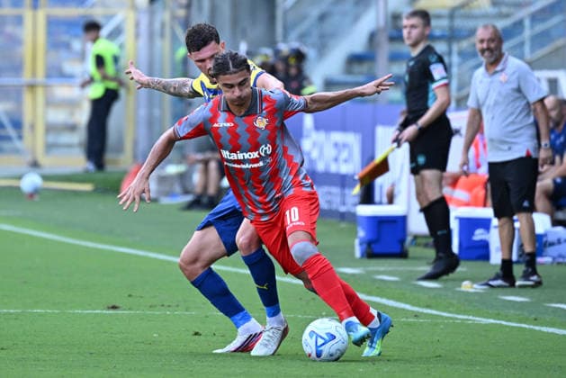IPA88005343 - Adin Licina of US Cremonese is in action during the soccer match between Parma Calcio 1913 and US Cremonese, the Round of 16 of the 2026 2027 Frecciarossa Italian Cup, at Ennio Tardini Stadium on September 1, 2026, in Parma, Italy.  Copyright: xRobertoxTommasini IPAxSportx xx 88005343