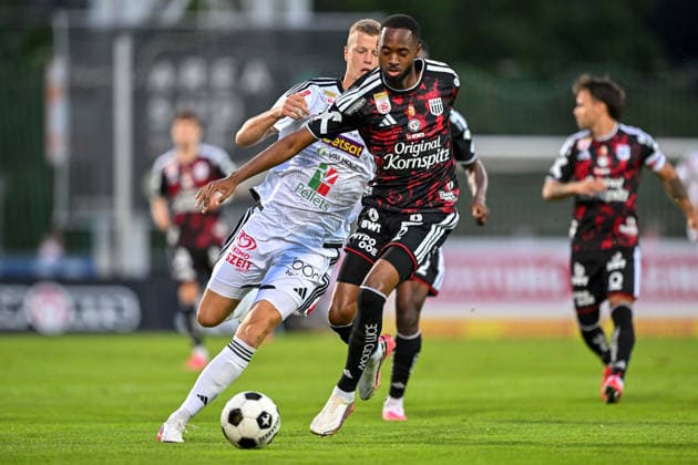 SOCCER - BL, WAC vs LASK WOLFSBERG,AUSTRIA,01.SEP.26 - SOCCER - ADMIRAL Bundesliga, Wolfsberger AC vs Linzer ASK. Image shows Marco Sulzner (WAC) and Melayro Bogarde (LASK).  GEPAxpictures xAvnixRetkoceri