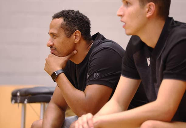 2026.09.01, Deutschland, Ludwigsburg, Basketball MHP Riesen Ludwigsburg vs. Frankfurt Slyliners, Sportdirektor David McCray (LB, links)