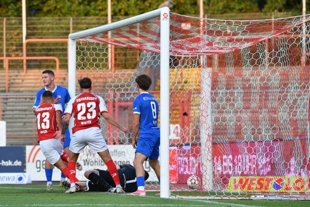 Fußball Regionalliga West 6. Spieltag Rot-Weiß Oberhausen - SV Westfalia Rhynern am 01.09.2026 im Stadion Niederrhein in Oberhausen Tor zum 1:0 durch Kerem Yalcin ( Oberhausen )