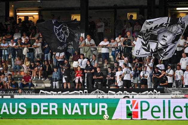 SOCCER - BL, WAC vs LASK WOLFSBERG,AUSTRIA,01.SEP.26 - SOCCER - ADMIRAL Bundesliga, Wolfsberger AC vs Linzer ASK. Image shows the fans of WAC.  GEPAxpictures xAvnixRetkoceri