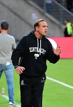 01.09.2026 xkhx Kassel, Auestadion Regionalliga Südwest Saison 2026 2027 KSV Hessen Kassel - SV Eintracht-Trier Trainer Thomas Klasen (SV Eintracht-Trier)