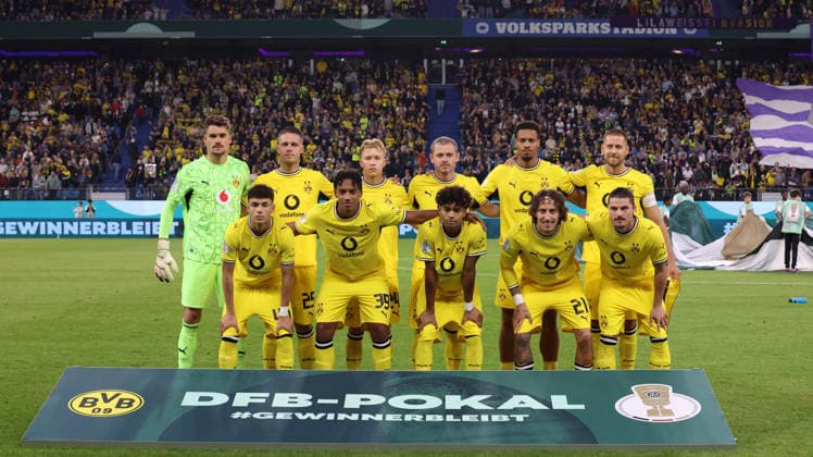 01.09.2026, xrekx, Fussball DFB Pokal 1.Runde, Hamburg-Eimsbütteler Ballsport-Club - Borussia Dortmund v.l. Teamfoto BVB 09 Hamburg *** September 1, 2026, xrekx, Soccer, DFB Cup 1st Round, Hamburg Eimsbütteler Ballsport Club vs. Borussia Dortmund, Team Photo: BVB 09 Hamburg