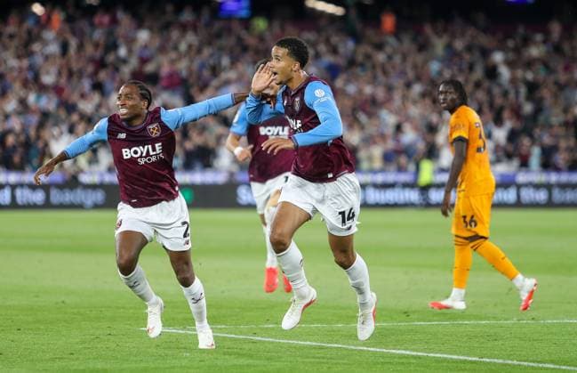 Divine Mukasa of West Ham United celebrates scoring his team s first goal with teammates West Ham United v Wolverhampton Wanderers, EFL Championship, Football, London Stadium, London, UK, 01 09 2026, England - 01 Sep 2026London London Stadium England United Kingdom EDITORIAL USE ONLY No use with unauthorised audio, video, data, fixture lists, club league logos or live services. Online in-match use limited to 120 images, no video emulation. No use in betting, games or single club league player publications.  Copyright: xHanc WiredxPhotos Shutterstockx 17129749i