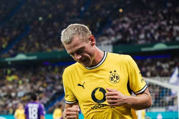 DFB-Pokal: HEBC - Borussia Dortmund, 01.09.2026 Julian Ryerson (Borussia Dortmund, 26) schießt zum 0:1, JUBEL, TOR; Fußball, DFB-Pokal, 1. Runde: HEBC vs. Borussia Dortmund am 01.09.2026 im Volksparkstadion, Hamburg DFB REGULATIONS PROHIBIT ANY USE OF PHOTOGRAPHS AS IMAGE SEQUENCES AND OR QUASI-VIDEO. *** DFB Cup: HEBC vs. Borussia Dortmund, September 1, 2026. Julian Ryerson of Borussia Dortmund, No. 26, scores to make it 0–1. CELEBRATION. GOAL. Soccer. DFB Cup. First Round: HEBC vs. Borussia Dortmund on September 1, 2026, at the Volksparkstadion, Hamburg. DFB REGULATIONS PROHIBIT ANY USE OF PHOTOGRAPHS AS IMAGE SEQUENCES AND OR QUASI-VIDEO Copyright: xBEAUTIFULxSPORTS Tonhäuserx