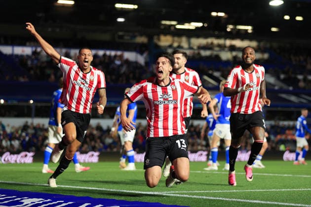 Football - Sky Bet Championship - Birmingham City v Southampton 1st September 2026 - Sky Bet Championship - Birmingham City v Southampton - Keven Schlotterbeck of Southampton celebrates after scoring their 1st goal - Photo: Simon Stacpoole Offside. Birmingham UK Copyright: xSimonxStacpoolexOffside