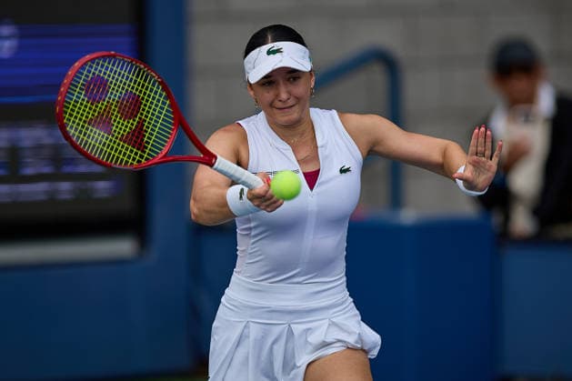 September 1, 2026, New York, New York, United States of America: Eva Lys of Germany returns with forehand during the 2026 US Open - Tennis Championships Tennis 2026: US Open - Tennis Championships: 1st RD: LYS 6:3 6:3 KNUTSON  - ZUMAs343 20260901_zsp_s343_052 Copyright: xMathiasxSchulzx