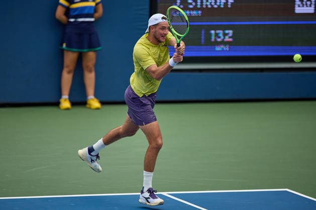 September 1, 2026, New York, New York, United States of America: Jan-Lennard Struff of Germany returns with backhand during the 2026 US Open - Tennis Championships, 1.9.2026 in New York (USTA Billie Jean King National Tennis Center), United States of America 2026 US Open - Tennis Championships; New York, 1.9.2026  - ZUMAs343 20260901_zsp_s343_076 Copyright: xMathiasxSchulzx