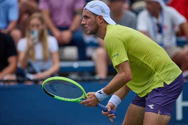 September 1, 2026, New York, New York, United States of America: Jan-Lennard Struff of Germany is waiting tor the return during the 2026 US Open - Tennis Championships Tennis 2026: US Open - Tennis Championships: 1st RD: STRUFF 6:4 6:3 6:3 CARABELLI  - ZUMAs343 20260901_zsp_s343_088 Copyright: xMathiasxSchulzx
