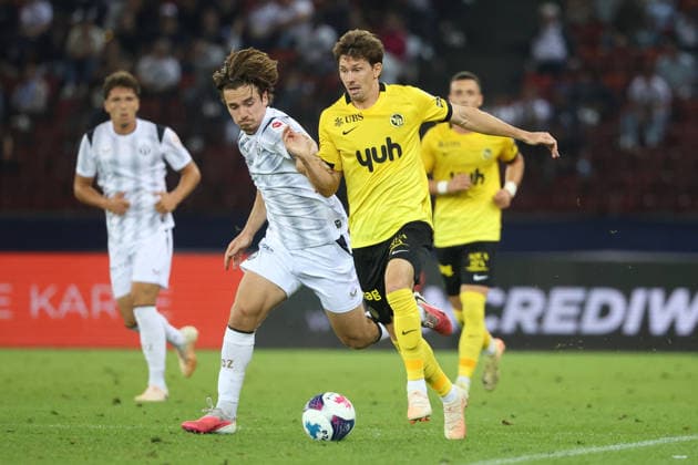 FC Zuerich - Young Boys Doron Lichtenstein gegen Christian Fassnacht 01.09.2026 Zuerich , SCHWEIZ, Stadion Letzigrund Zuerich Fussball Saison 2026 2027 Herren Fussball Super League FC Zuerich - BSC Young Boys Bern Doron Lichtenstein (li,FCZ) gegen Christian Fassnacht (YB)