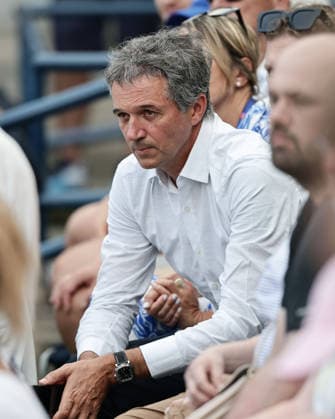 Jan-Lennard Struff Manager Corrado Tschabuschnig sitzt auf der Tribuene, US Open Championships, Billie Jean King National Tennis Center, Flushing Meadows, New York, USA . *** Jan Lennard Struff s manager, Corrado Tschabuschnig, sits in the stands at the U.S. Open Championships, Billie Jean King National Tennis Center, Flushing Meadows, New York, USA Copyright: xJuergenxHasenkopfx