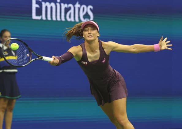 September 1, 2026, New York City, New York, USA: ZEYNEP SONMEZ of Turkey during the match against C. Gauff of USA in the first round of Grand Slam tournament US Open. New York, USA. Sonmez lost 3:6, 4:6 New York City USA - ZUMAc278 20260901_zsp_c278_026 Copyright: xMarcinxCholewinskix