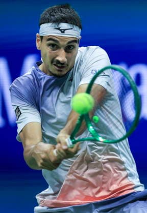US Open tennis tournament - Day 3 Lorenzo Sonego of Italy in action against Alexander Zverev of Germany during the men s singles first round of the US Open Tennis Championships at the USTA Billie Jean King National Tennis Center in Flushing Meadows, New York, USA, 01 September 2026. The 2026 US Open tournament runs from 23 August to 13 September. FLUSHING MEADOWS NEW YORK United States  Copyright: xCRISTOBALxHERRERA-ULASHKEVICHx