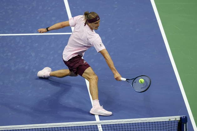 US Open tennis tournament - Day 3 Alexander Zverev of Germany in action against Lorenzo Sonego of Italy during their Men™s Singles round one match of the US Open Tennis Championships in Flushing Meadows, New York, USA, 01 September 2026. FLUSHING MEADOWS NEW YORK United States  Copyright: xBRIANxHIRSCHFELDx