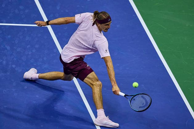 September 1, 2026, New York, New York, United States of America: Alexander Zverev of Germany returns with backhand during the 2026 US Open - Tennis Championships Tennis 2026: US Open - Tennis Championships: 1st RD: ZVEREV Vs SONEGO  - ZUMAs343 20260901_zsp_s343_113 Copyright: xMathiasxSchulzx