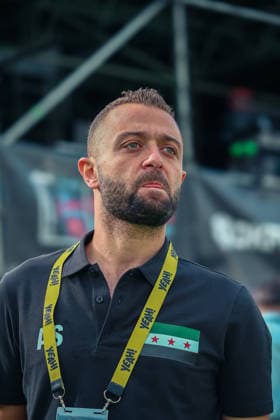 Essen, Deutschland, Europa: SOCCA World Cup 2026, Kleinfeldfußball (6 gegen 6), Gruppenspiel zwischen Syrien und Irland. Portraitfoto, Portrait, Einzelaufnahme, Porträt ABDULRAHMAN SAKET Syrien Head Coach Copyright: xAymanxAlahmedx
